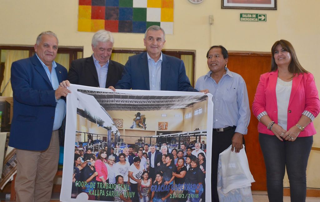 El Gobernador Gerardo Morales en la Cooperativa Textil Tupa