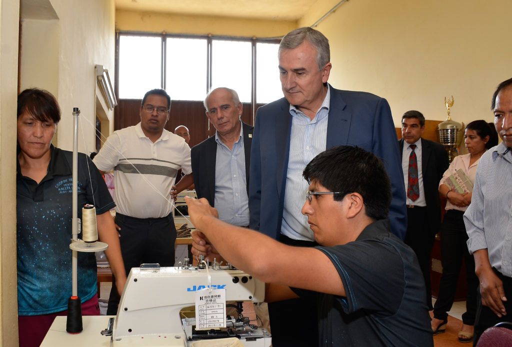El Gobernador Gerardo Morales en la Cooperativa Textil Tupa