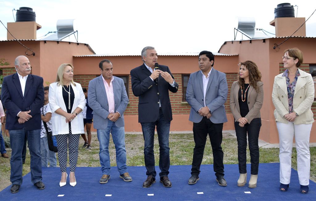 28 3 18 ENTREGA DE CASAS EN EL CARMEN 3