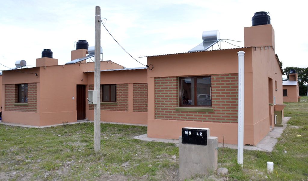 28 3 18 ENTREGA DE CASAS EN EL CARMEN 4