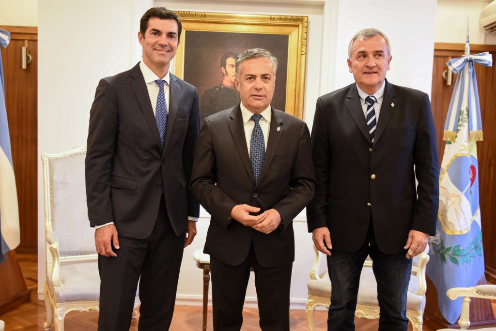 El gobernador Alfredo Cornejo recibió a sus pares Gerardo Morales y Juan Manuel Urtubey.