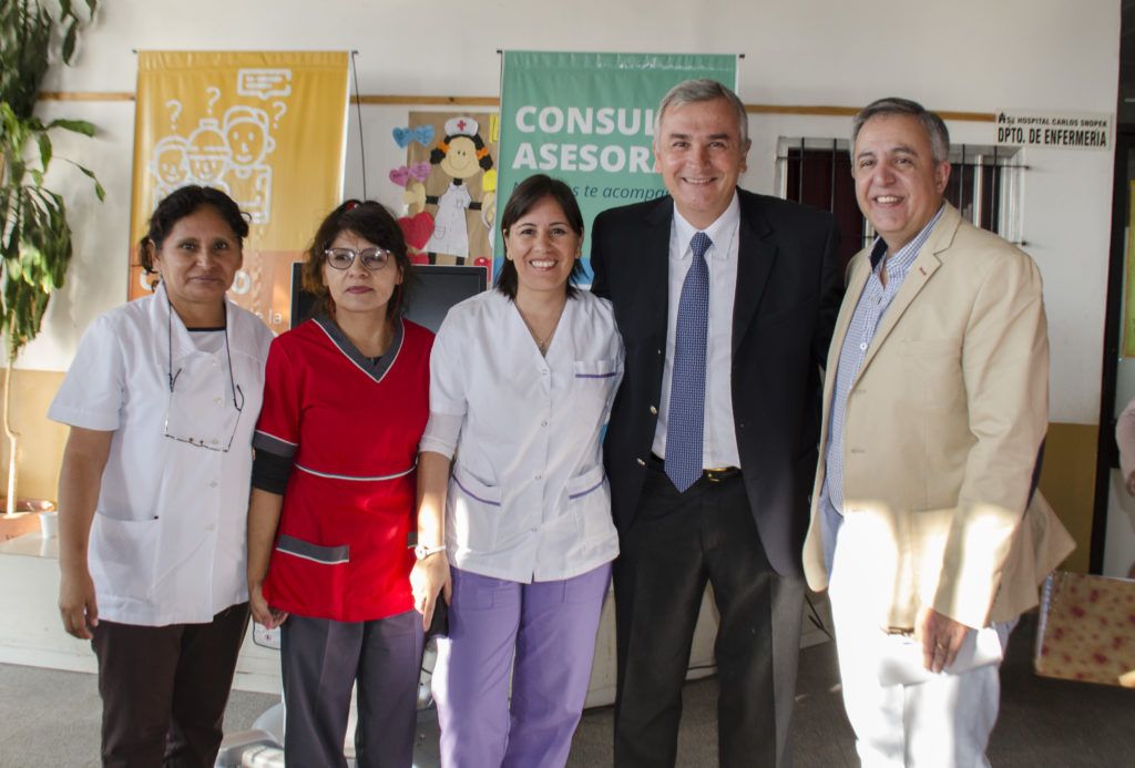 El Gobernador Gerardo Morales, entrega Ecografo Doppler, Hospital Snopek.