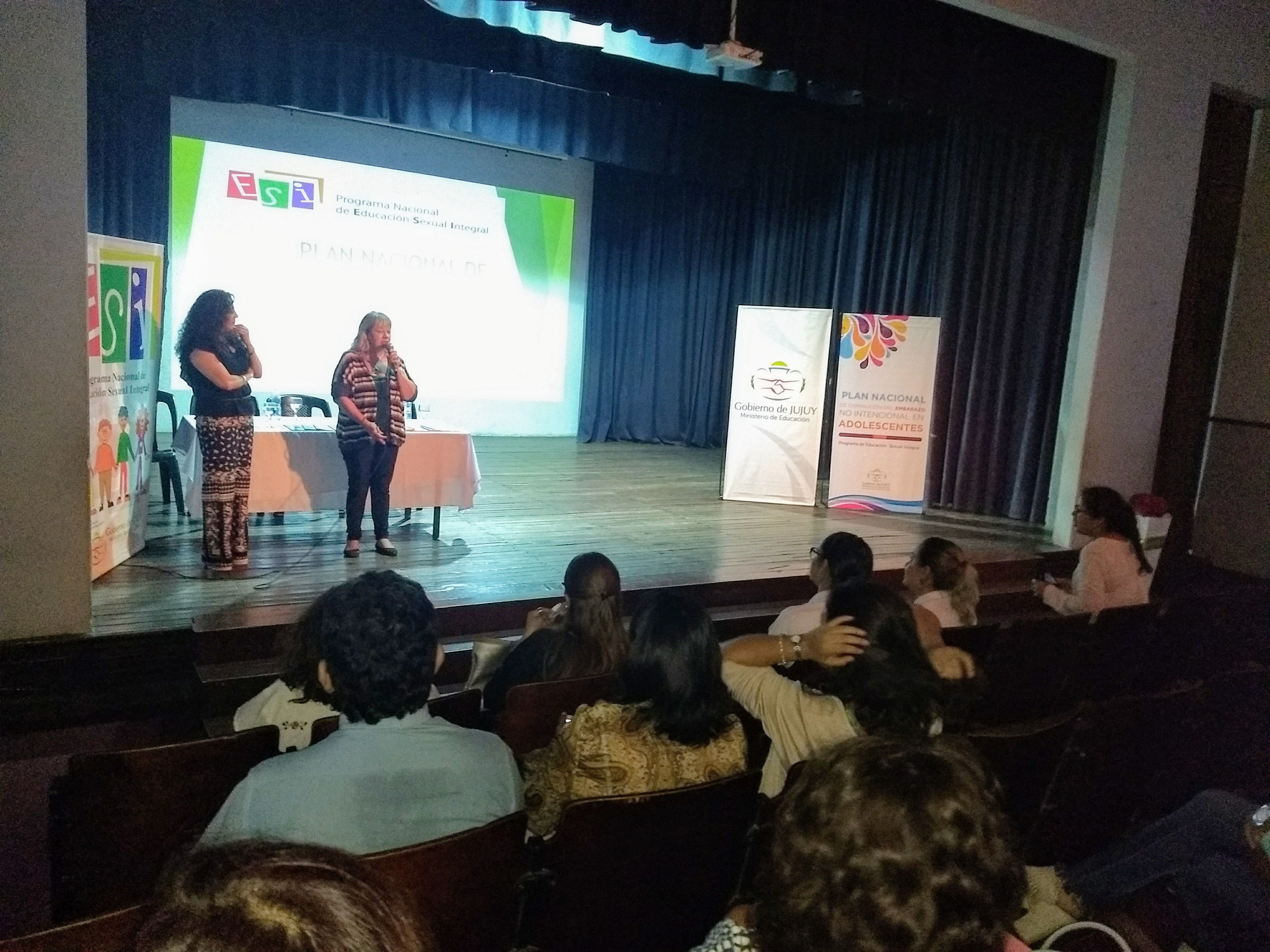 La secretaria Aurora Brajcich y la referente de ESI Patricia Morales encabezaron el lanzamiento del plan de Prevención del Embarazo no intencional en Adolescentes.