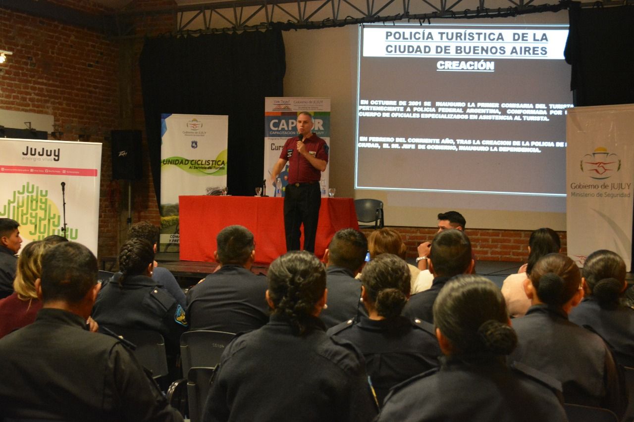 Inició la formación de la Policía Turística de Jujuy