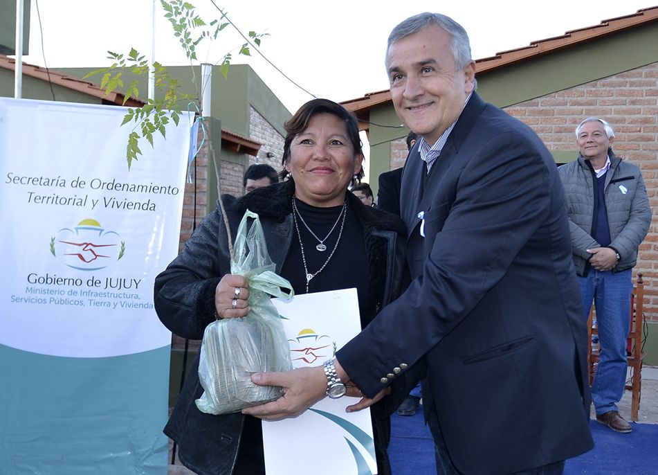 Un esfuerzo conjunto entre el Estado y las cooperativas permitió a 88 familias llegar al sueño de la casa propia.