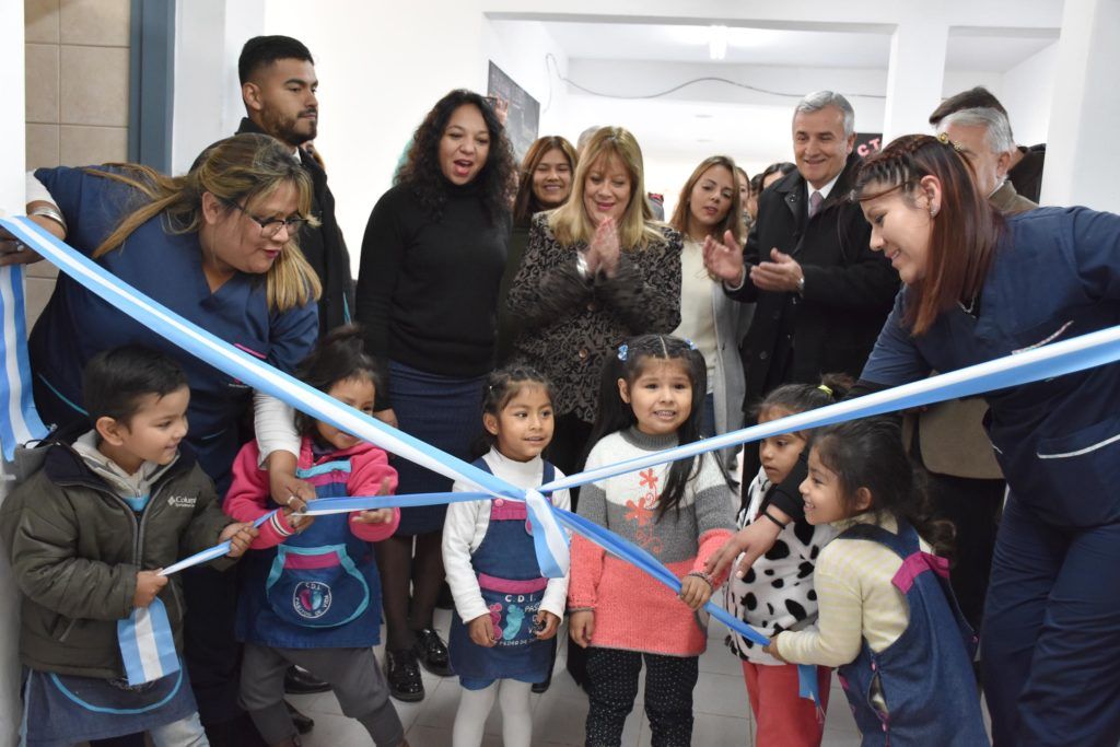 Morales y Galfré en inauguración de refacciones en CDI de San Pedro