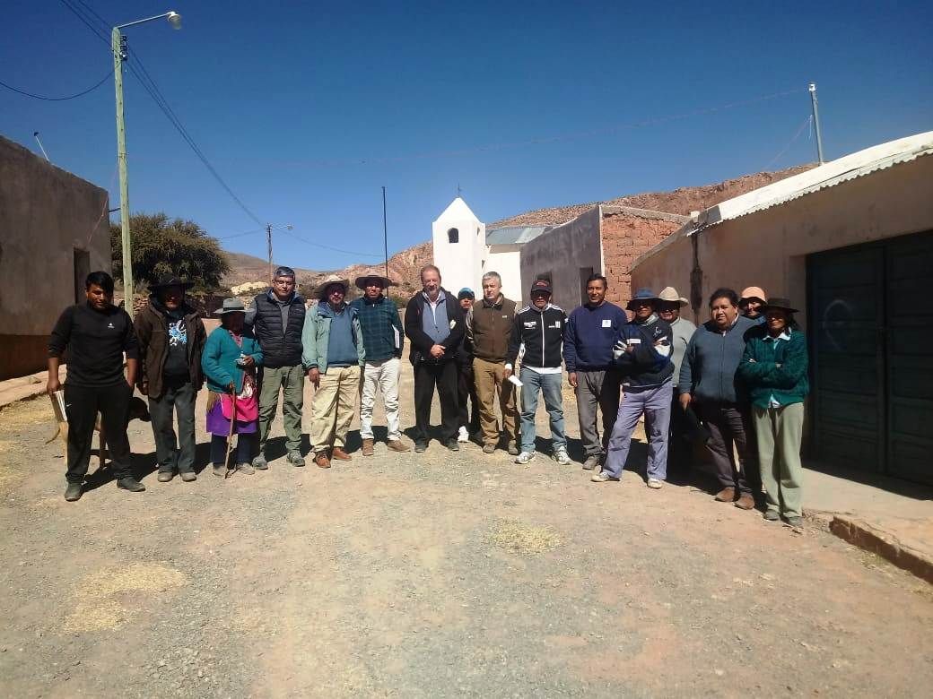El equipo de la Secretaría de Energía fue acompañado a las reuniones con la ciudadanía por los diputados provincial Alfredo Tinte y Osvaldo Cuellar.