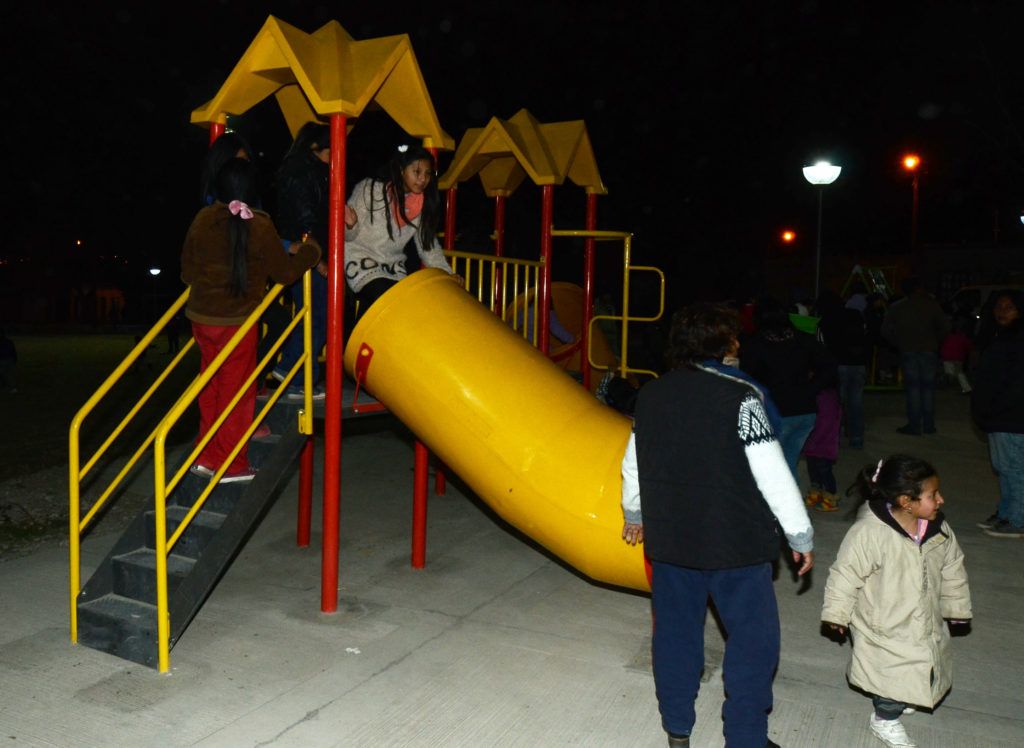 El NIDO tiene un sector de juegos para niños.