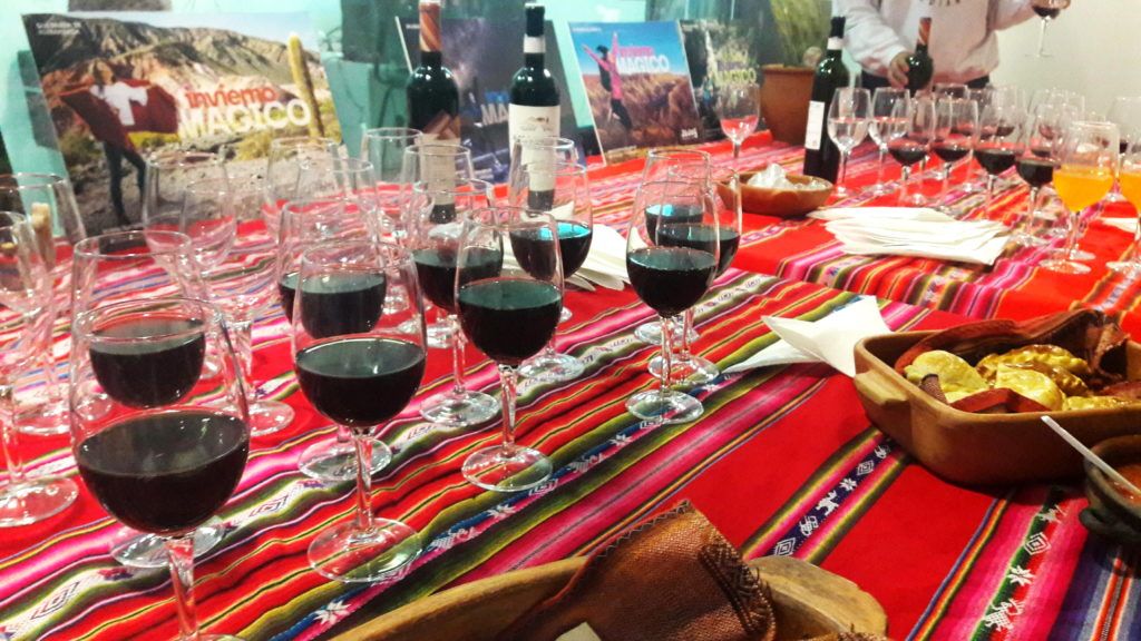 En la ocasión se pudo degustar vinos regionales producidos en Jujuy. 