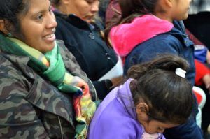 Las familias adjudicatarias compartieron con representantes de Infraestructura y del Municipio el acto.