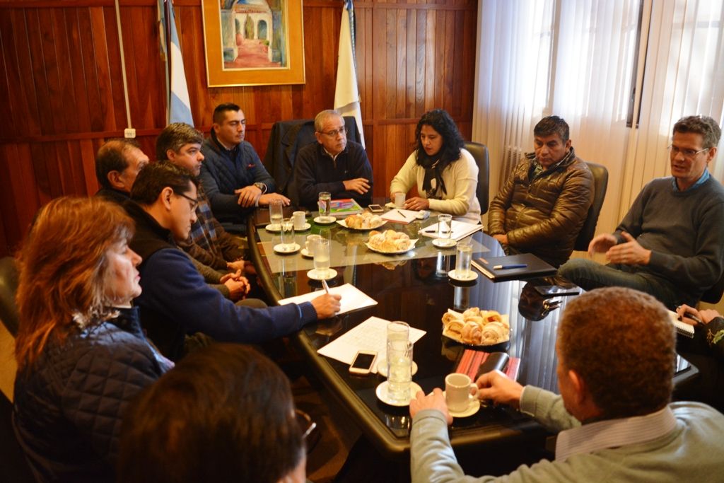 UNJU y Gobierno articulan acciones.