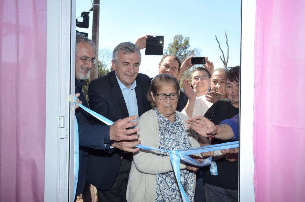 1a90eced-1818-41c7-abcd-c11d3f1a1497