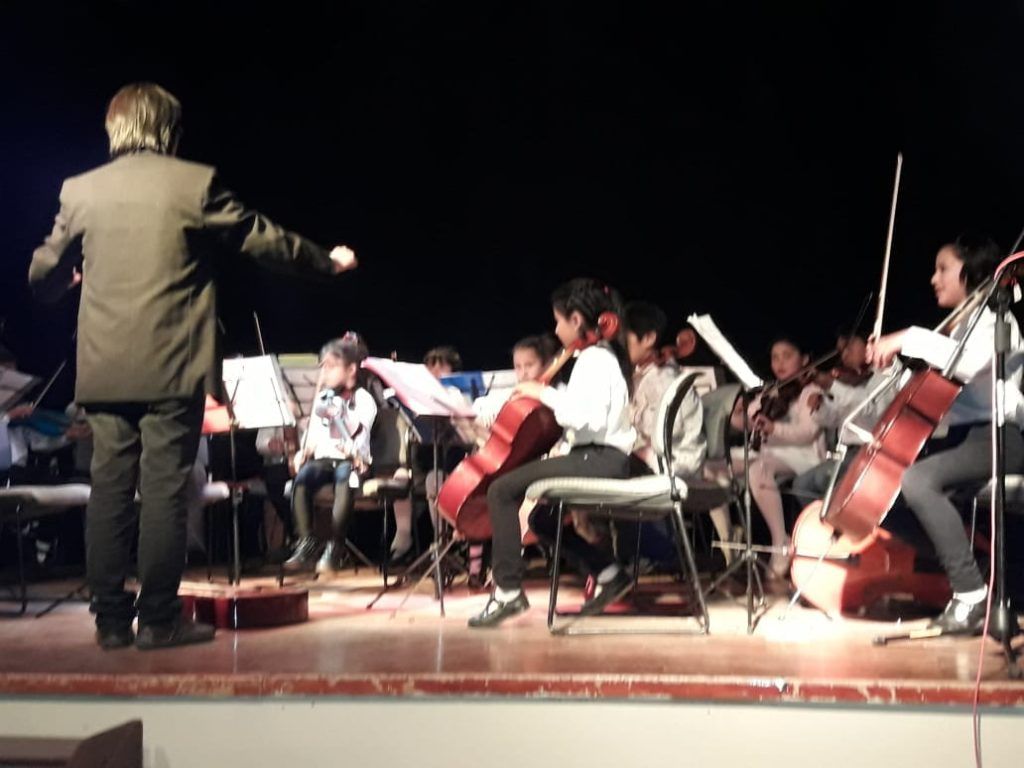 La orquesta de la Escuela N° 8 Escolástico Zegada.