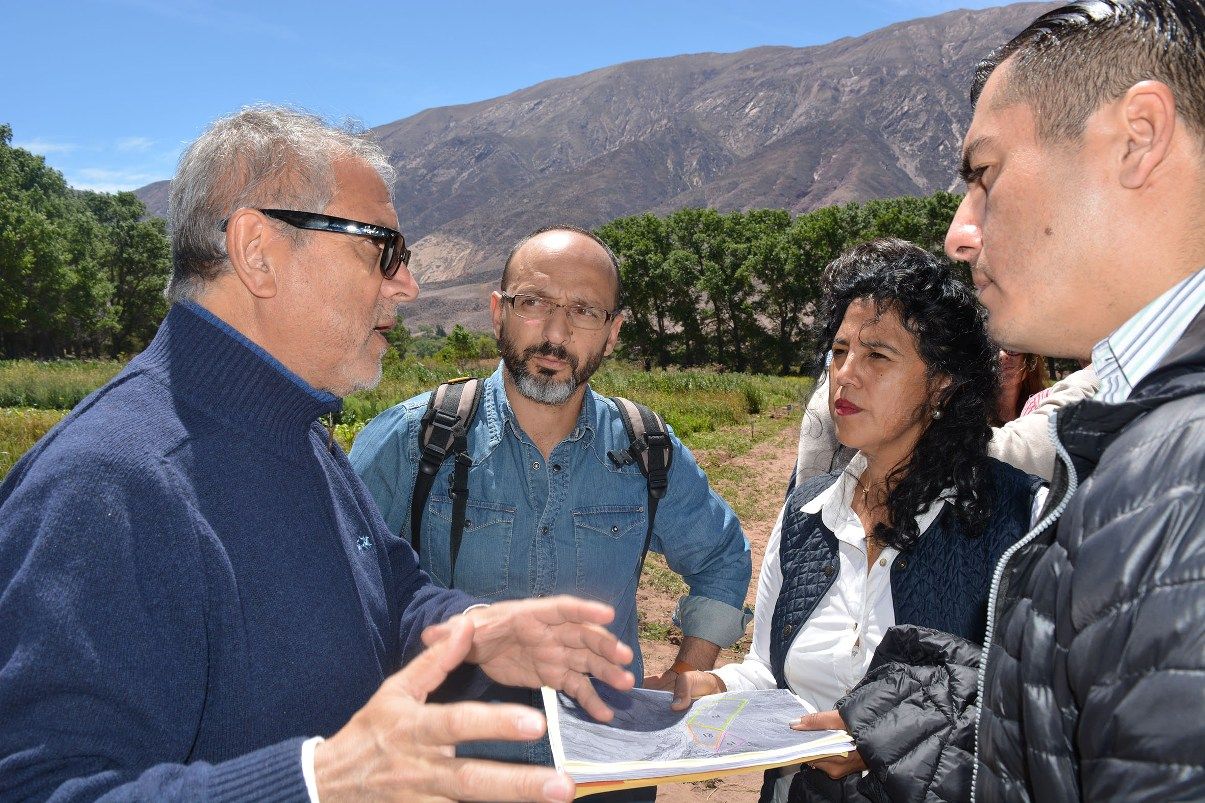 Ministro y funcionarios recorrieron Hornillos