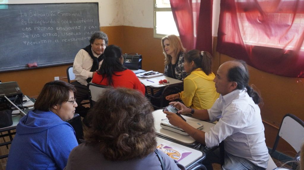En la quinta jornada institucional, los docentes examinaron el mejoramiento de los aprendizajes.