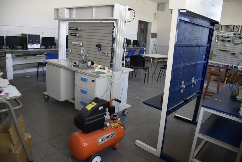 Fuerte inversión en equipamiento para la Educación Técnico Profesional.