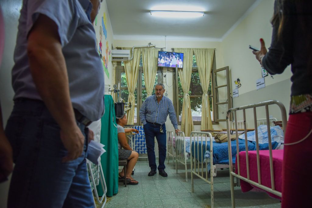 Sin previo aviso, una vez a la semana el Ministro Bouhid recorre Hospitales y puestos de salud junto a su gabinete.