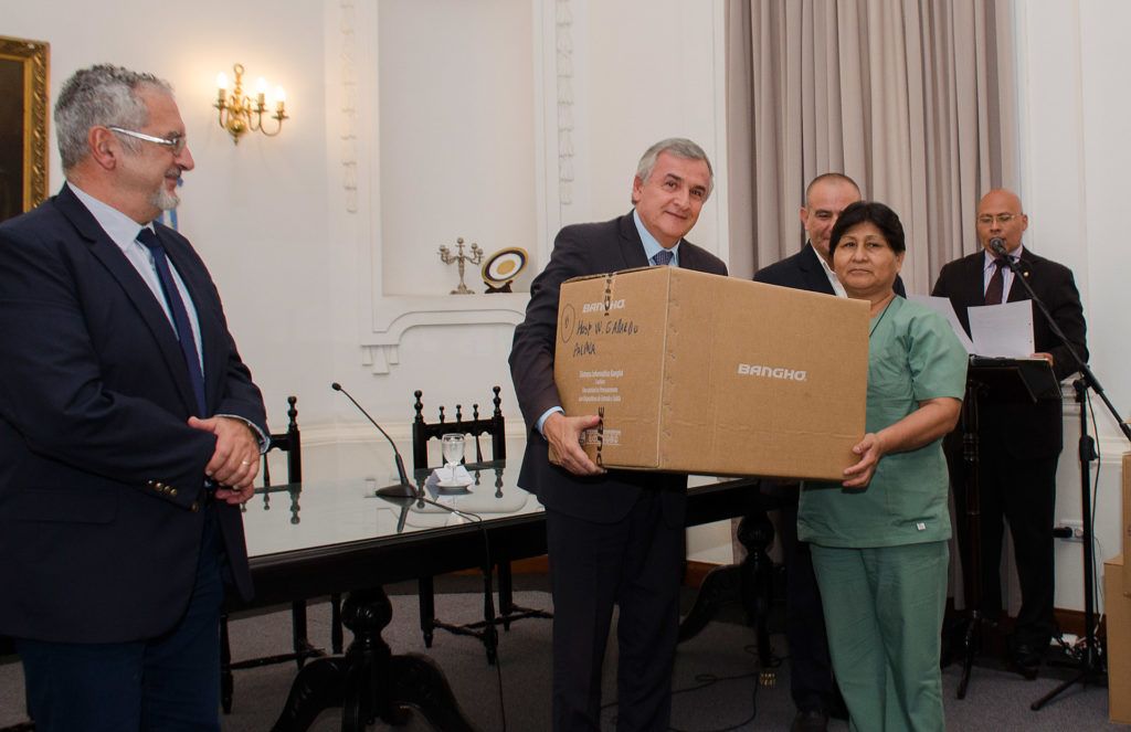 El Gobernador Gerardo Morales, entrega de equipamiento a hospitales 