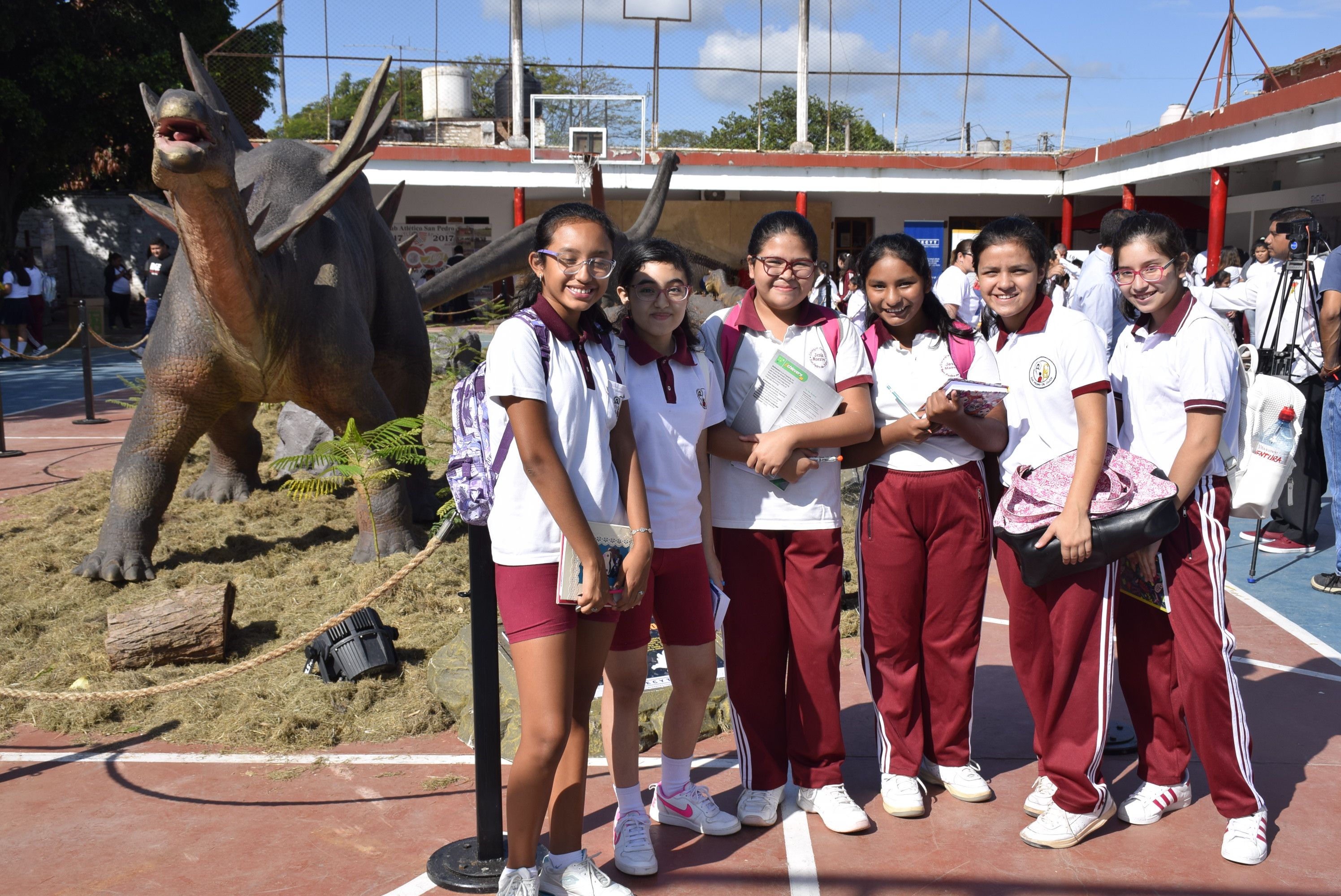 Estudiantes de escuelas de San Pedro fueron los primeros en visitar "Ciencia Viva".