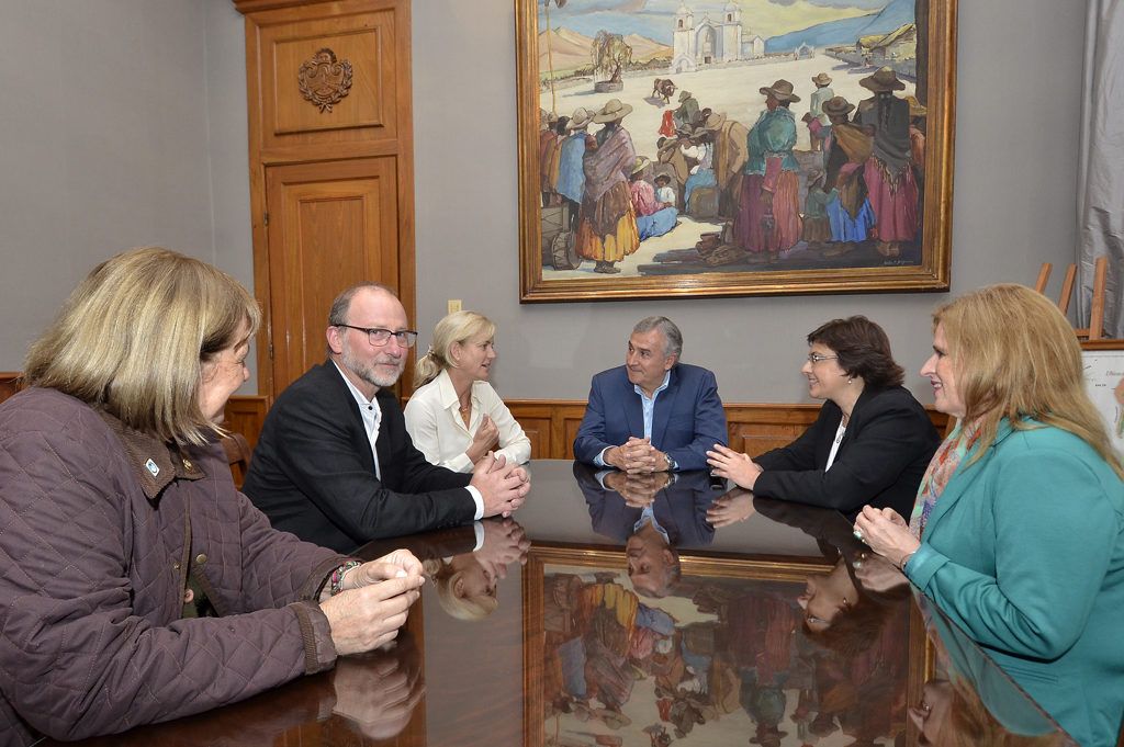 El Gobernador Morales recibió a la reconocida física, Karen Hallberg