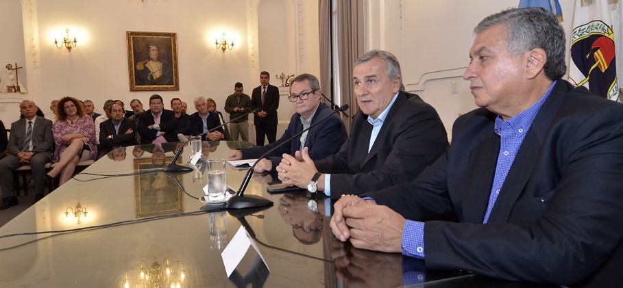 El Gobernador Morales presentó el Congreso Internacional de Energías Renovables en Jujuy 