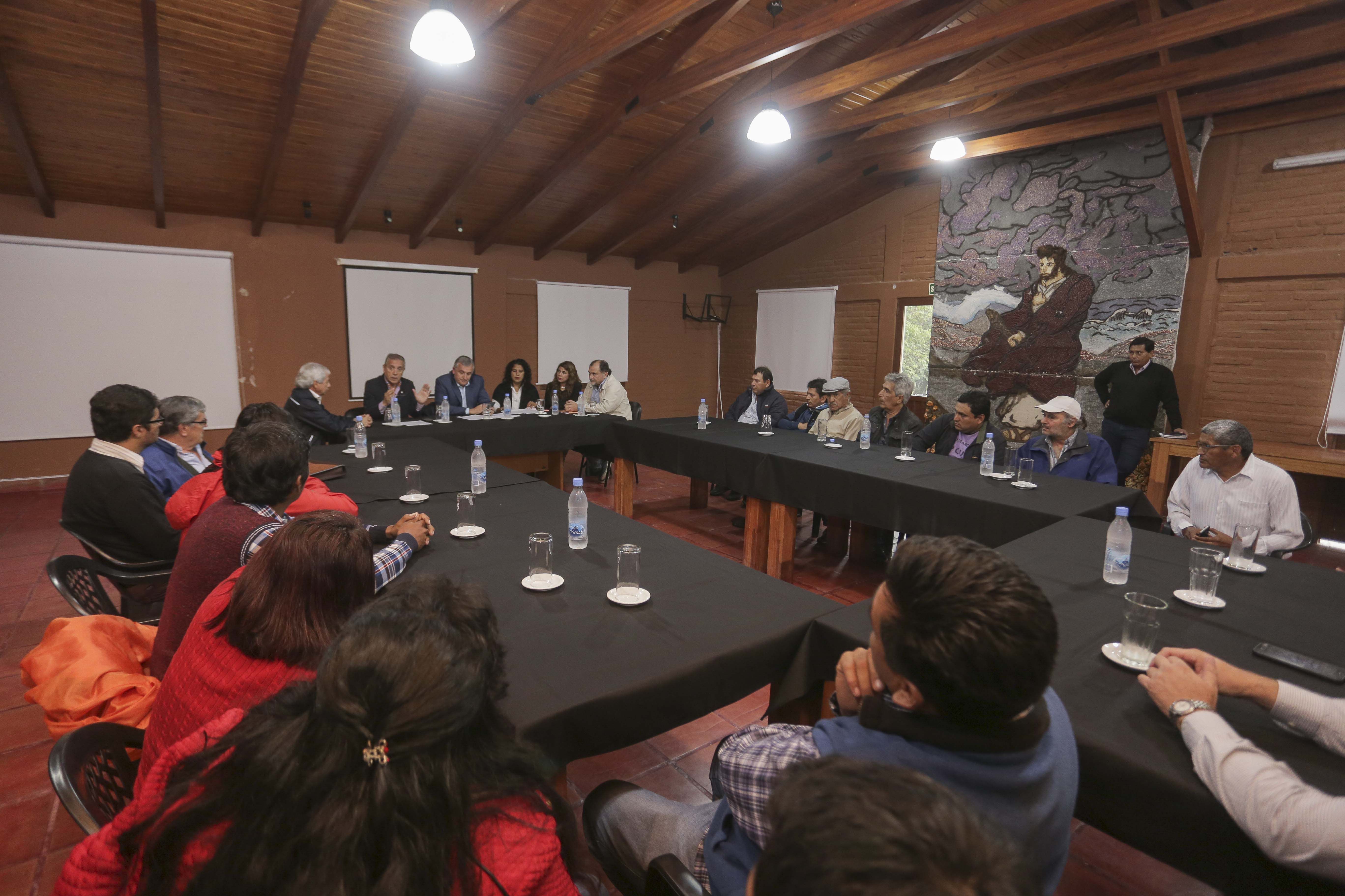 Gobierno busca proteger la campaña 19-20 del sector tabacalero