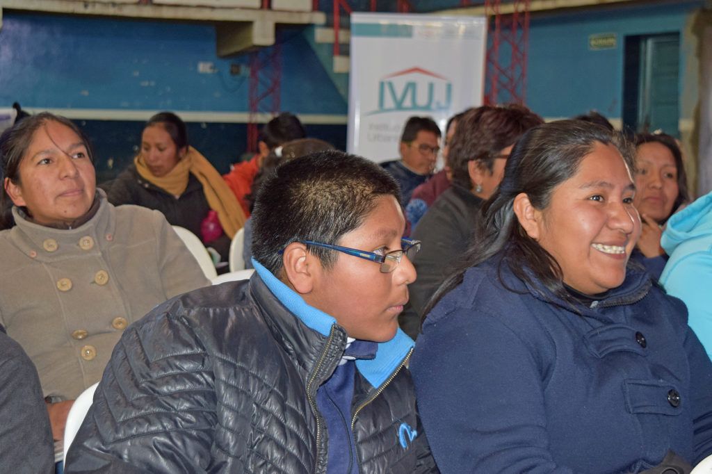 Foto 4 En el Polideportivo Municipal, se realizó el 5to sorteo del IVUJ