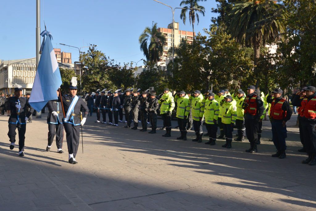 Acto día de la policía - Casa de Gob