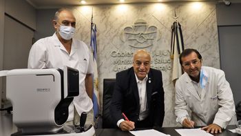 el hospital materno infantil recibio autorefractometro para el servicio de oftalmologia