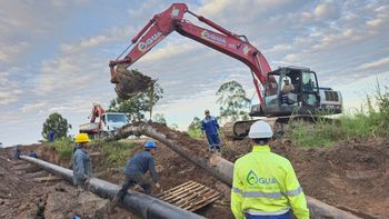 Exitoso operativo de mejora de servicio de agua potable en Sargento Cabral y Alto Comedero