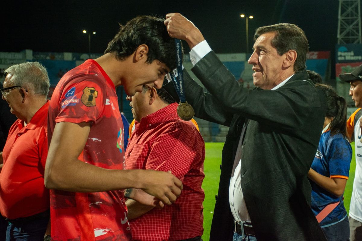 Sportivo Palermo y Atlético San Pedro se coronan campeones de la Copa Jujuy Energía Viva