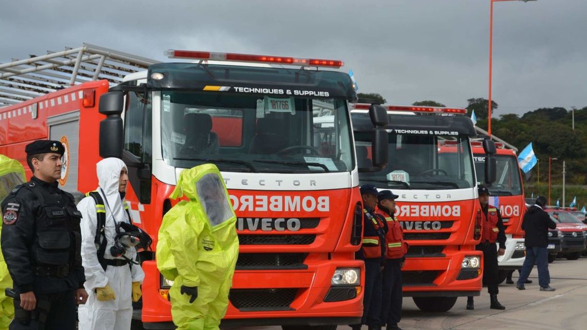 Bomberos Presentó Sus Nuevas Autobombas Y Vehículos De Primera Intervención