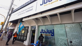 La ciudadanía puede informarse sobre procesos de regularización y acceso de Jujuy Hábitat en las oficinas de la SECOTyH.
