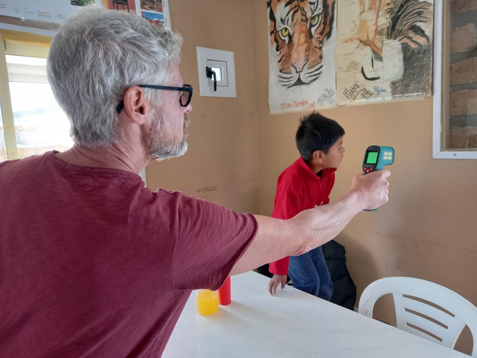 La SECOTyV ejecuta la segunda etapa del Plan Piloto para Eficientizar Energéticamente Viviendas Sociales en lo respectivo a mediciones de ahorro de energía en los prototipos de viviendas eficientes