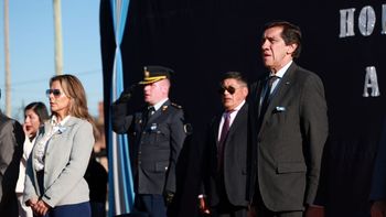Cadetes del IUPS asumieron su compromiso de lealtad a la Bandera Nacional