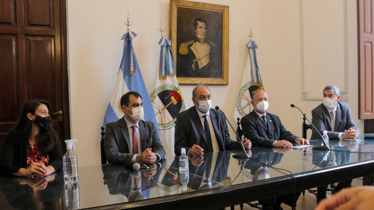 se debera contar con el esquema de vacunacion completo para participar de eventos masivos como el carnaval