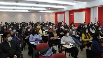 200 profesionales ya cursan la diplomatura en salud perinatal y cursos de vida inicial