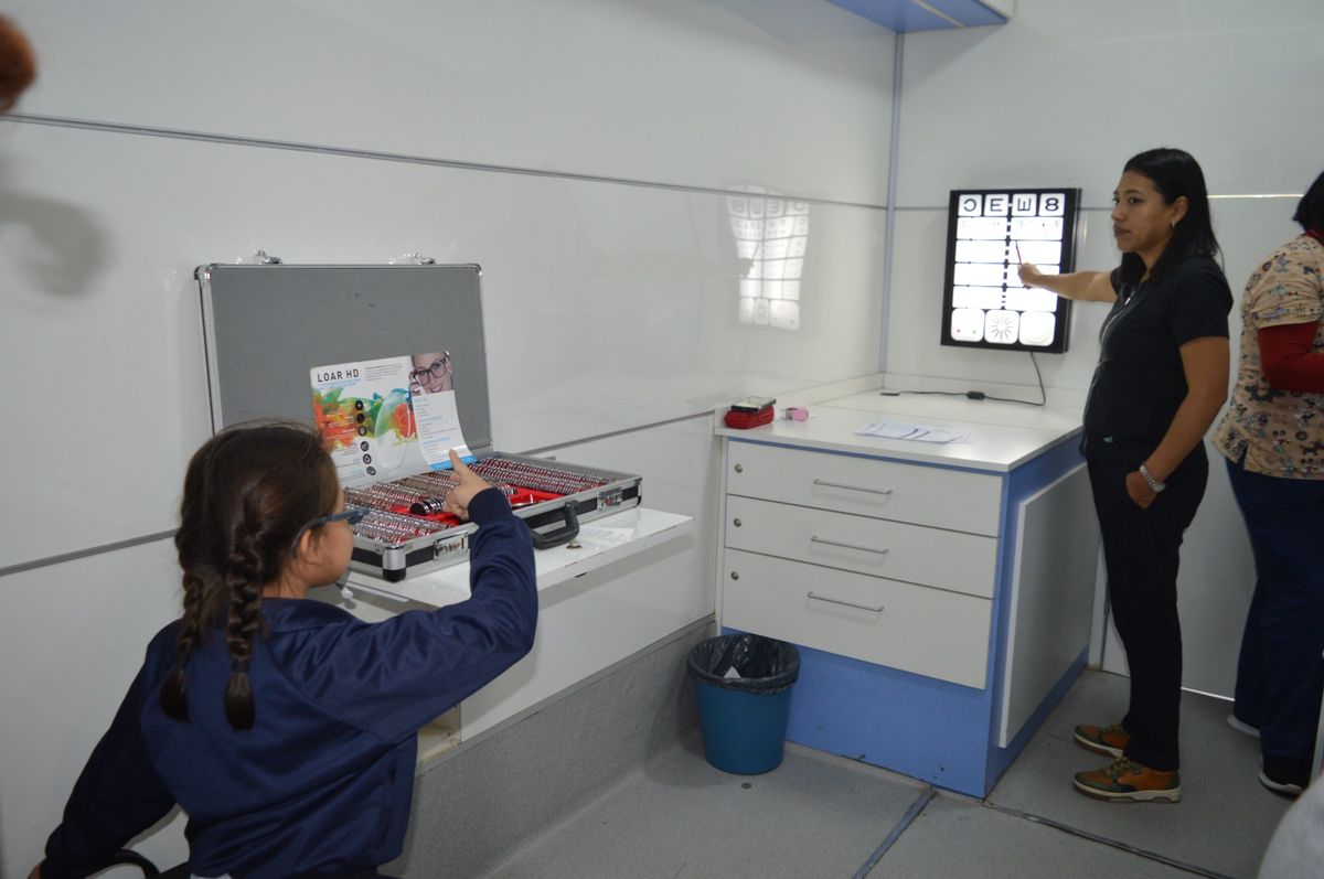 2.467 alumnos recibieron sus anteojos gratis 2.467 alumnos recibieron sus anteojos gratis