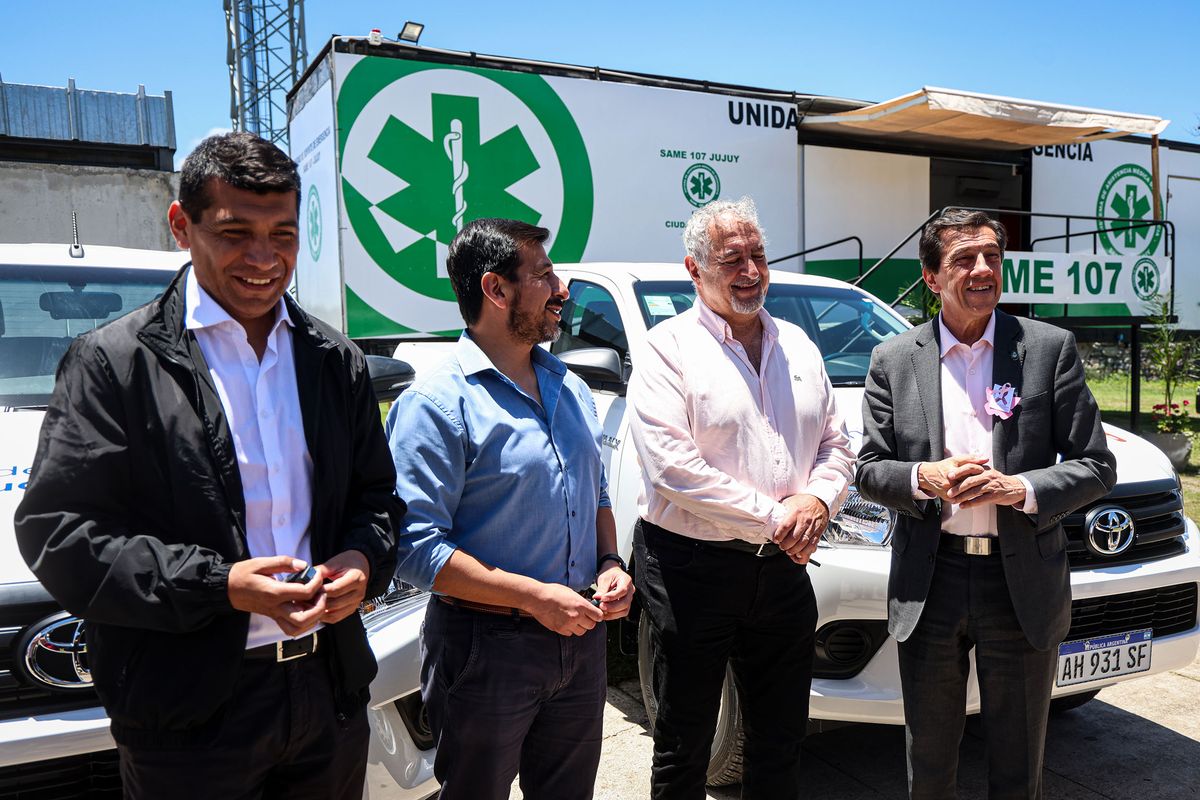 Sadir refuerza la atención sanitaria con nuevos móviles de itinerancia y base del SAME Sadir refuerza la atención sanitaria con nuevos móviles de itinerancia y base del SAME