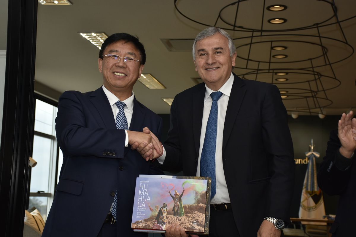 Morales y la china Gotion firmaron un segundo acuerdo para fabricar en Jujuy celdas para baterías de litio