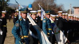 Carlos Sadir encabezó la jura a la Bandera Nacional de 100 cadetes del IUPS