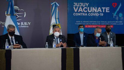 Morales anunció avanzadas gestiones para la compra de un millón de vacunas a Sinopharm