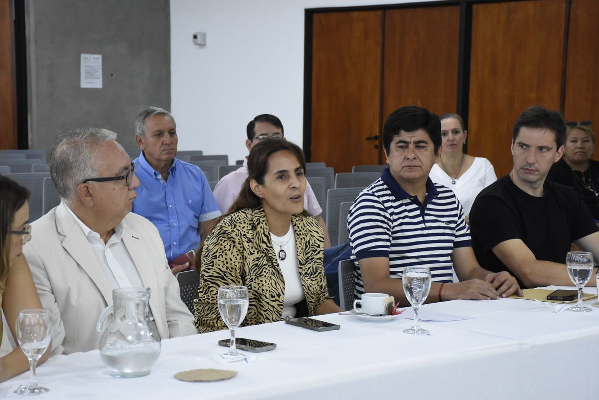 Educación fortalece la alianza estratégica con municipios