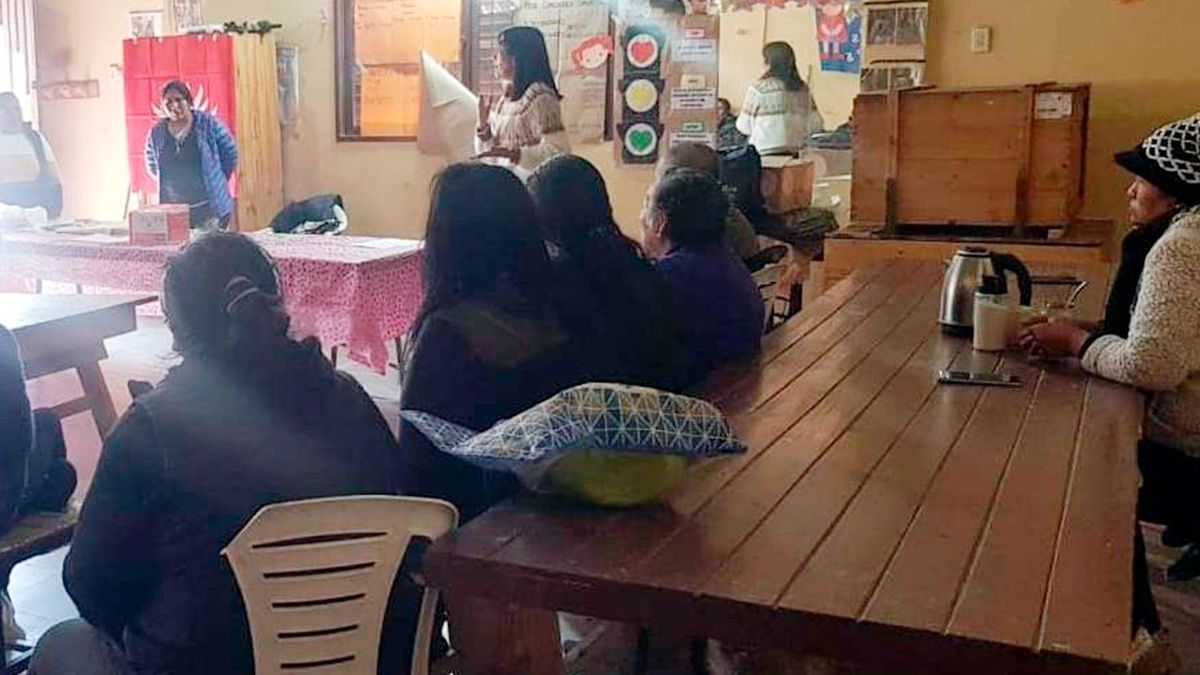 Capacitación en gestión y entornos saludables en comedor comunitario de Perico Capacitación en gestión y entornos saludables en comedor comunitario de Perico