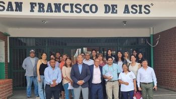comitiva ministerial visito escuelas de el talar