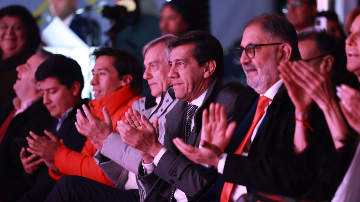 Carlos Sadir acompañó la Elección Representante Capital de la 75° Fiesta Nacional de los Estudiantes