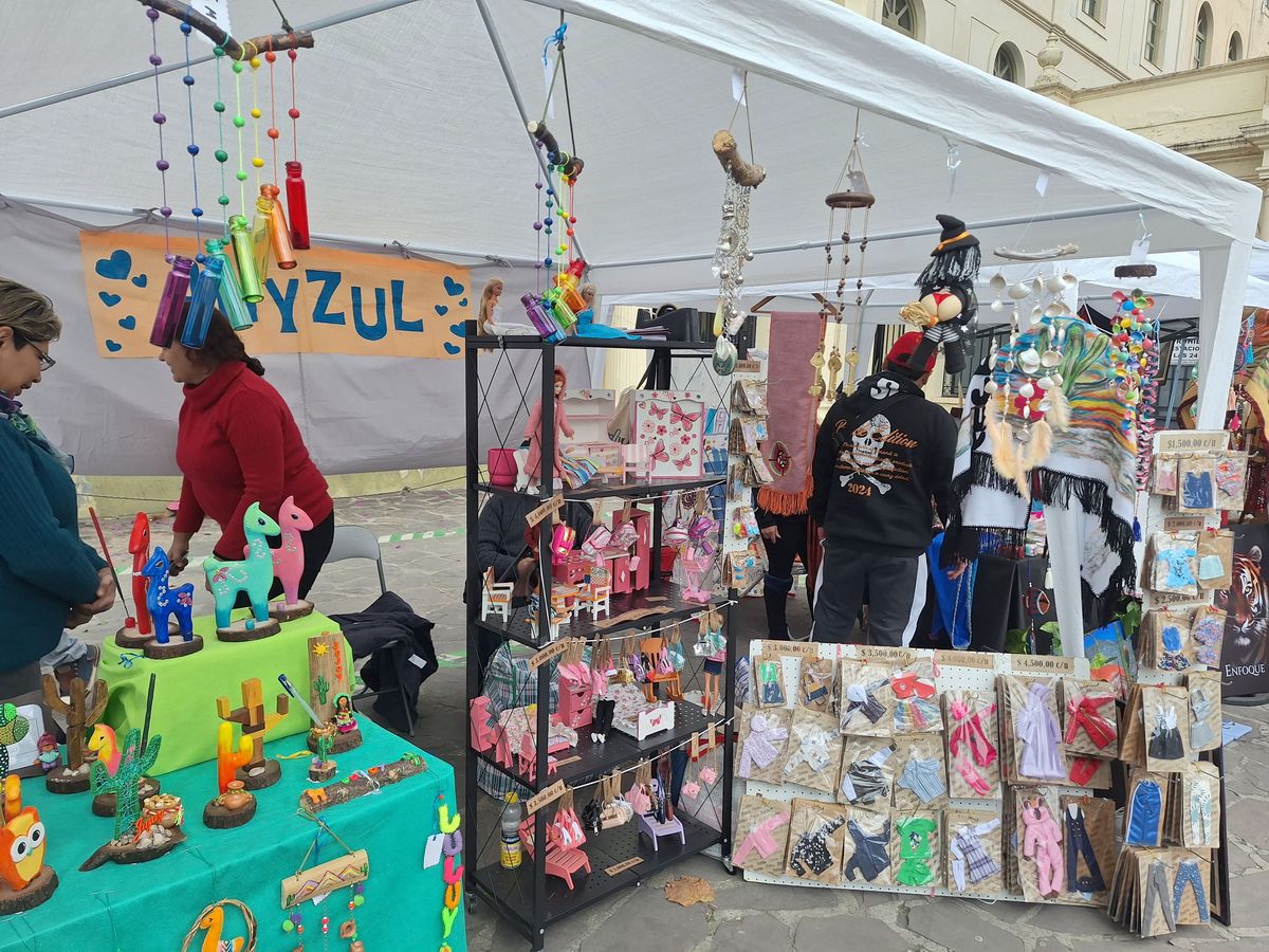 Exitoso Paseo Artesanal en el Día del Padre