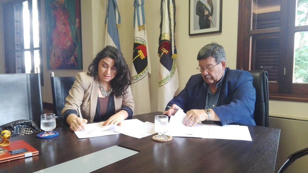 JEMSE firmó convenio con el Instituto de Energias Renovables