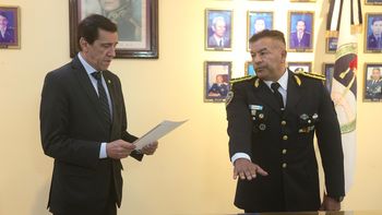 Sadir posesionó al comisario general Sánchez como nuevo jefe de Policía