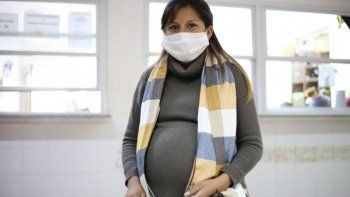 vacunacion a embarazadas no requiere presentacion de certificado medico